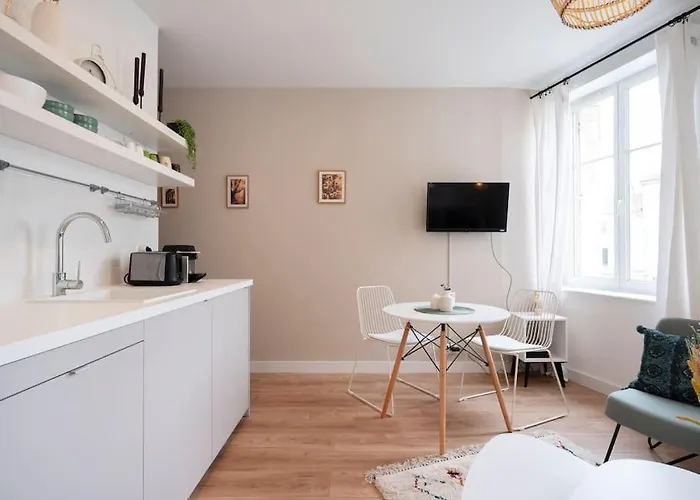 Le Coquet Des Trois-maisons Avec Parking Privatif Nancy